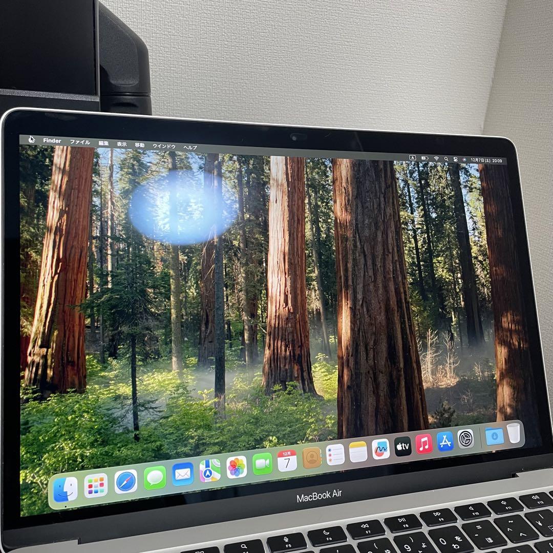 Apple MacBook Air M1 13インチ/8GB/256GB Apple MacBook Air M1 13インチ/8GB/256GB