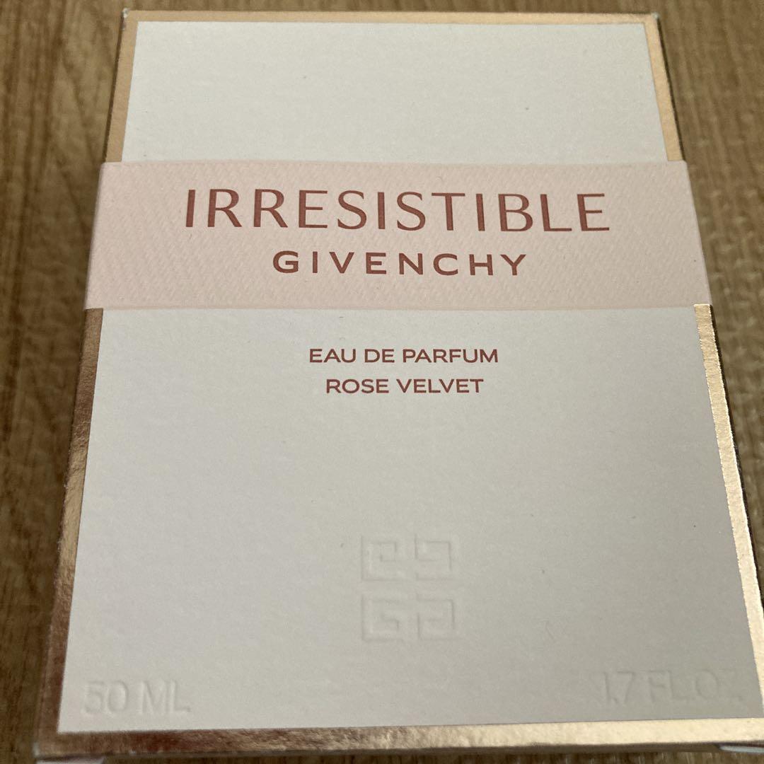 Givenchy Irresistible オードパルファム 50ml