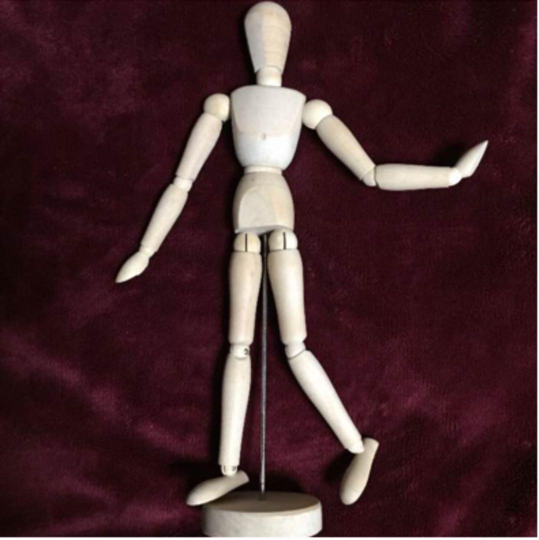 メルカリ 木製モデル人形 高さ約30cm 小型マネキン可動ポーズ人形アクションドール アート用品 870 中古や未使用のフリマ