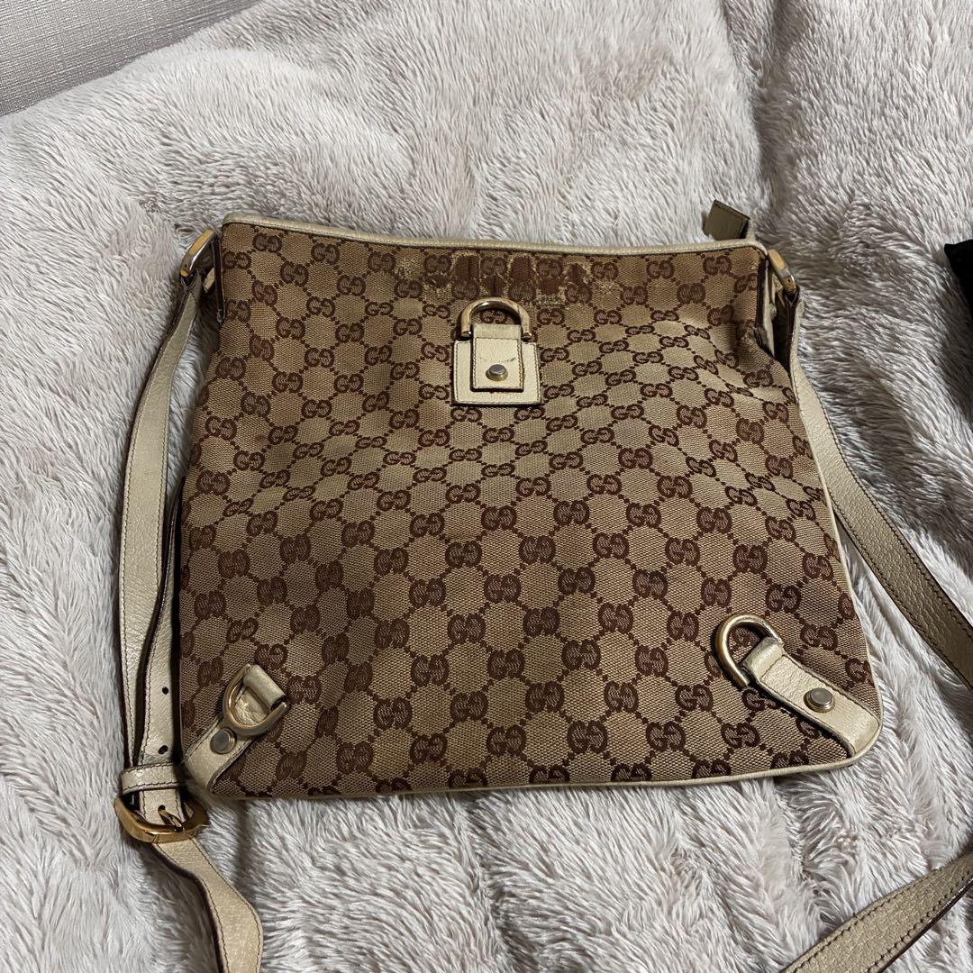 GUCCI ベージュ GGパターン ショルダーバッグ Gucci GGパターン ショルダーバッグ ベージュ