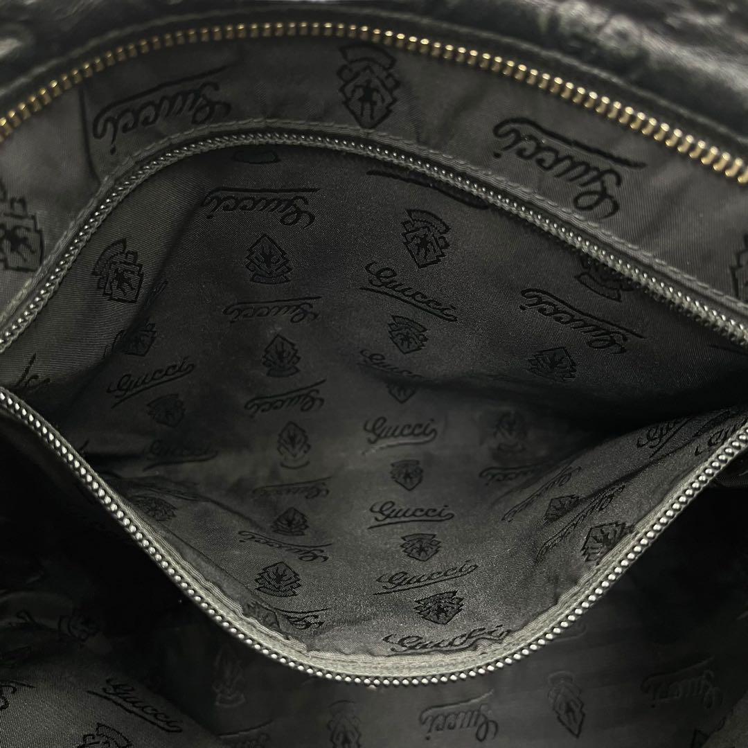 GUCCI グッチ　ショルダーバッグ　斜めがけバッグ　シマライン　レザー