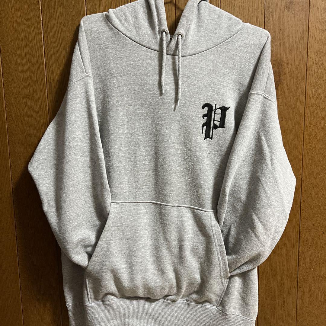 phatrnk 刺繍パーカー