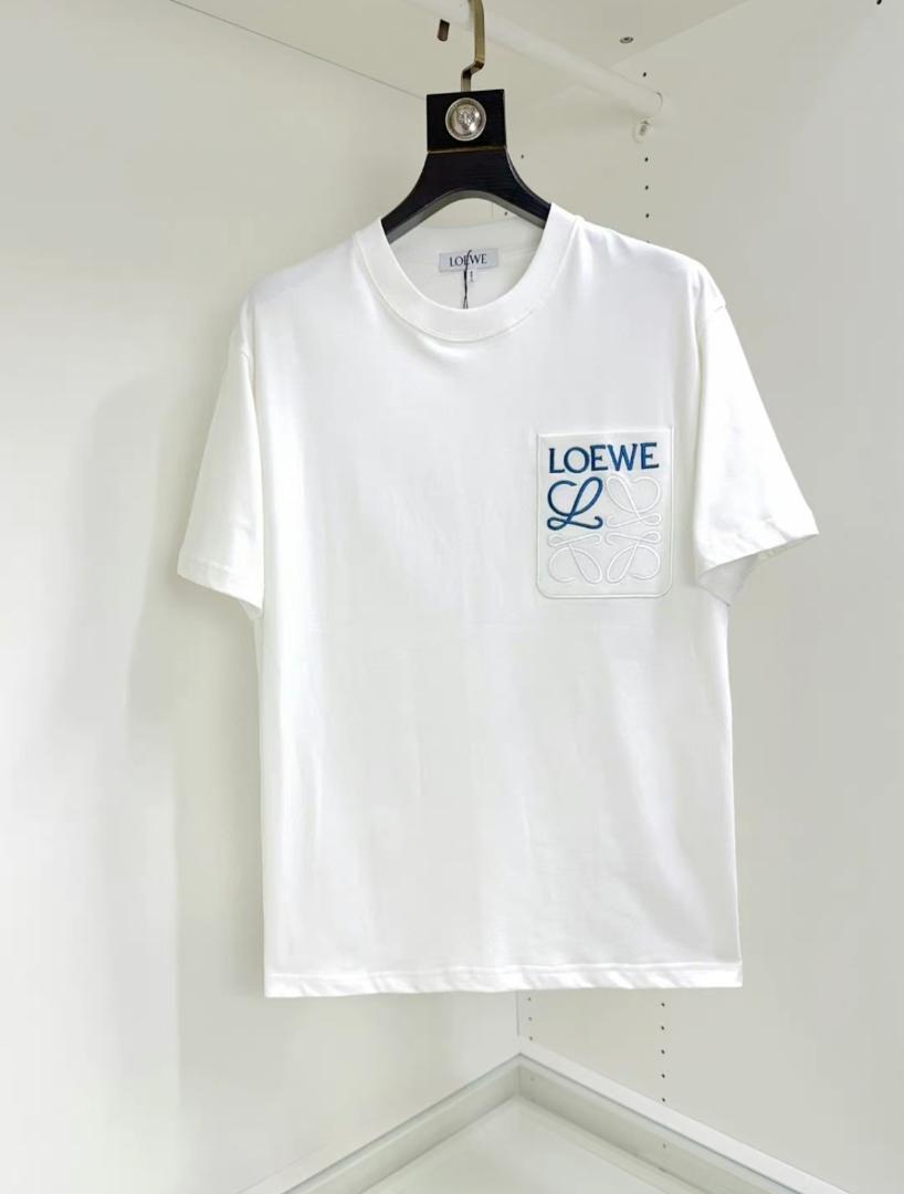 特価ブランド LOEWE メルカリ - ロゴ入りホワイトTシャツ~ トップス