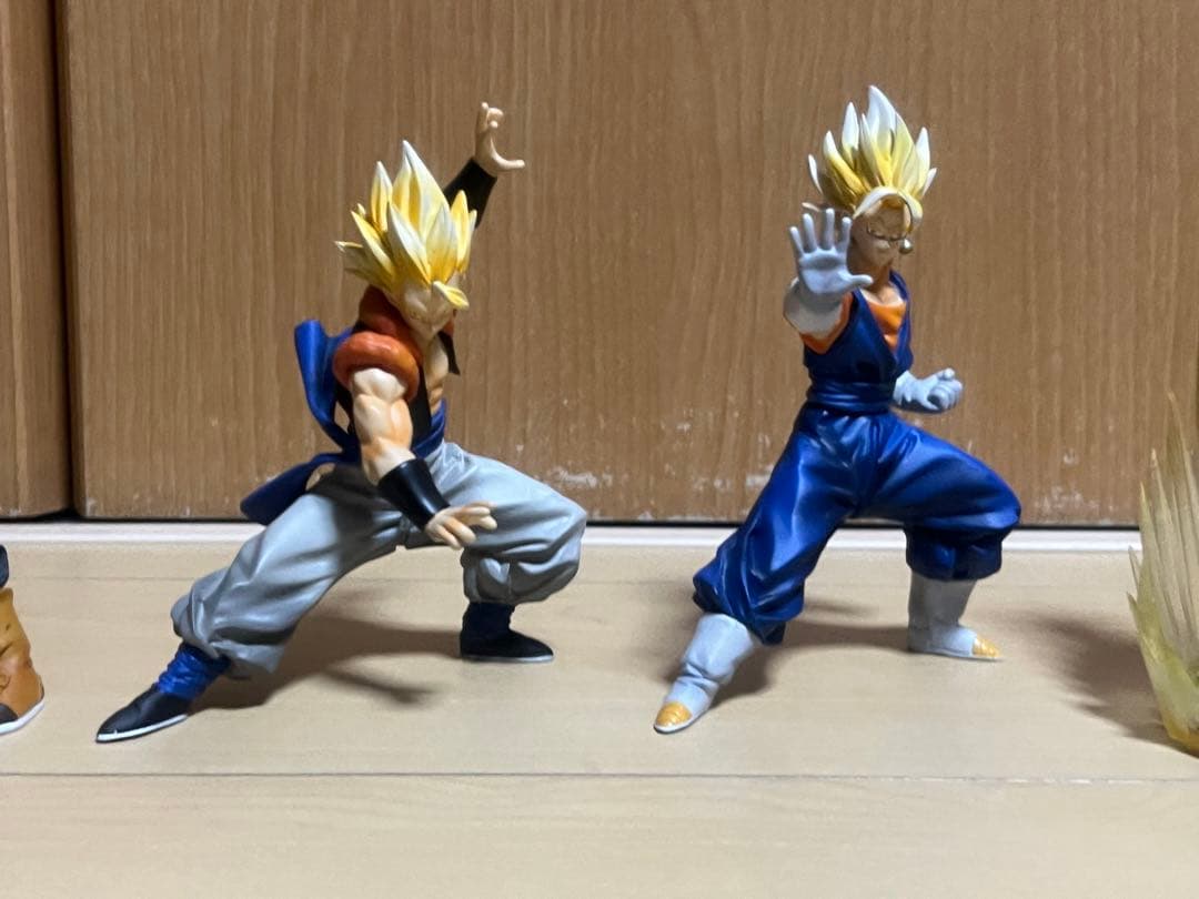 ドラゴンボール　フィギュア S.H.Figuarts スーパーサイヤ人トランクス-未来から来た少年
