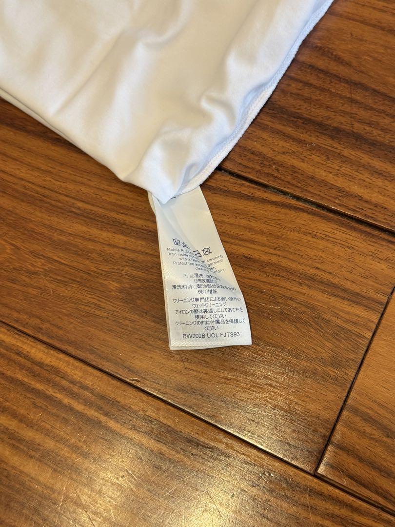 LOUIS VUITTON ホワイト ロゴ Tシャツ