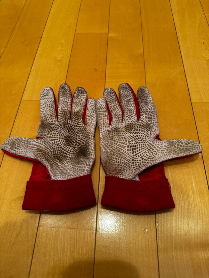 元DeNAベイスターズ石川雄洋選手実使用バッティンググローブ