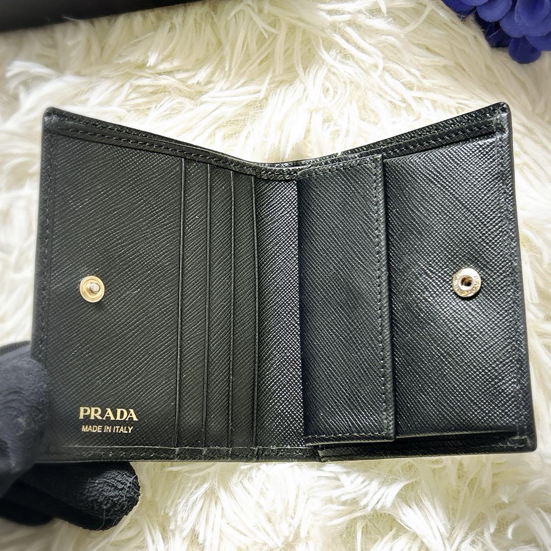PRADA プラダ　二つ折り財布　1MV204　サフィアーノ　三角ロゴ　ブラック