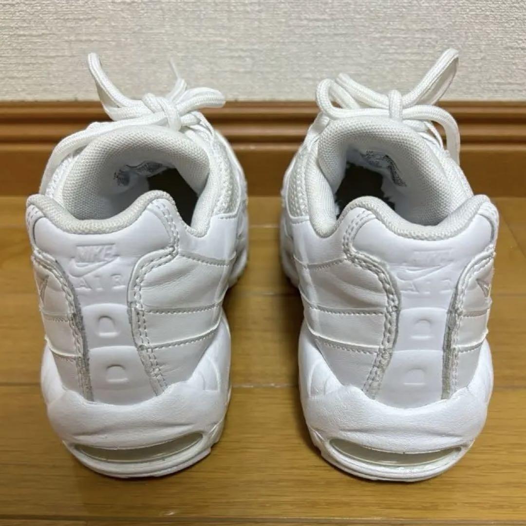 Nike Air Max 95 ホワイト スニーカー　23センチ