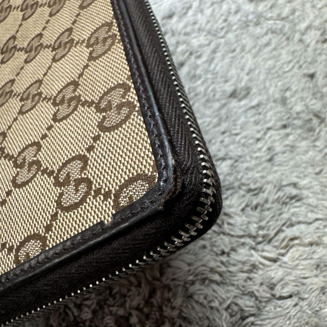GUCCI グッチ 長財布 GG ラウンドファスナー ブラウン チャーム付き