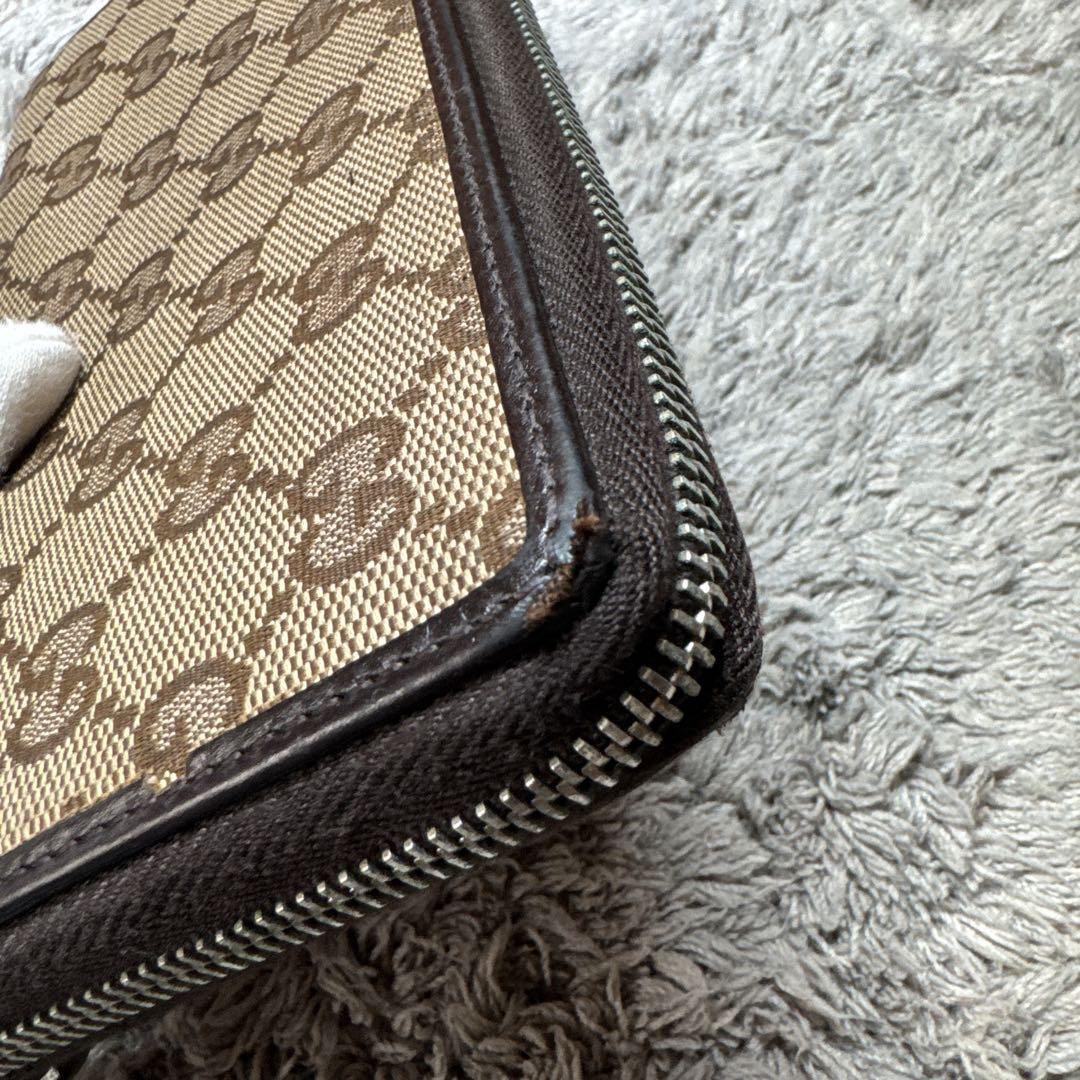 GUCCI グッチ 長財布 GG ラウンドファスナー ブラウン チャーム付き