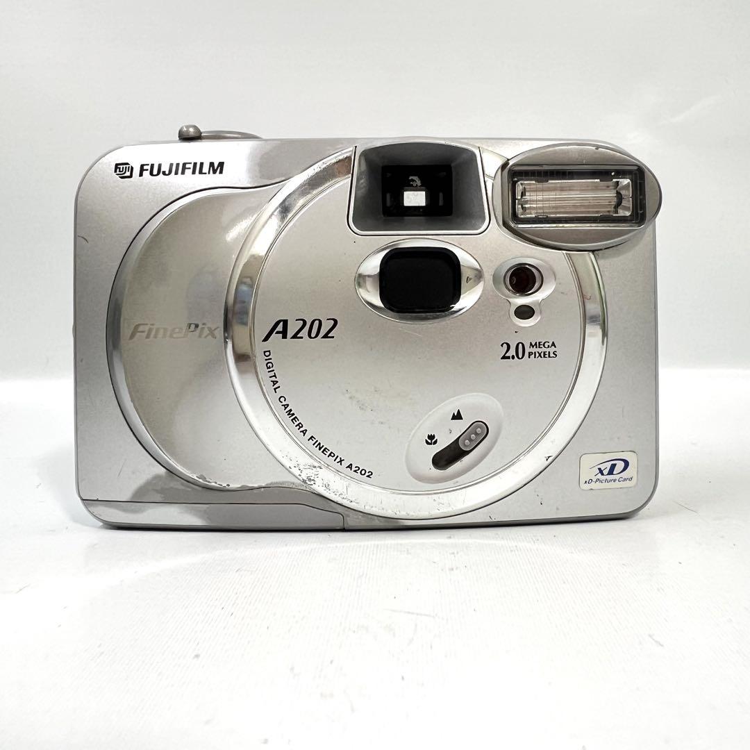 【完動品】FUJIFILM FinePix AV230 デジタルカメラ 単三電池 Amazon | FUJIFILM デジタルカメラ FINEPIX AV230 光学3倍