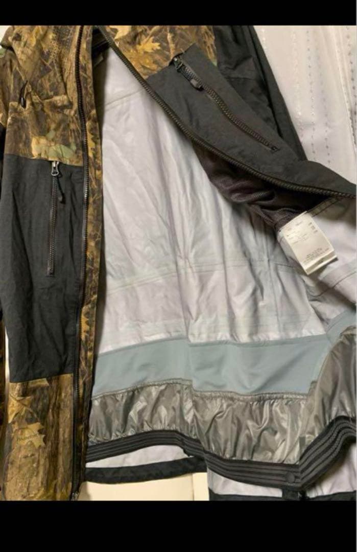 コロンビア　スノーボードウェア上下　上着Ｌ　ズボンＭサイズ