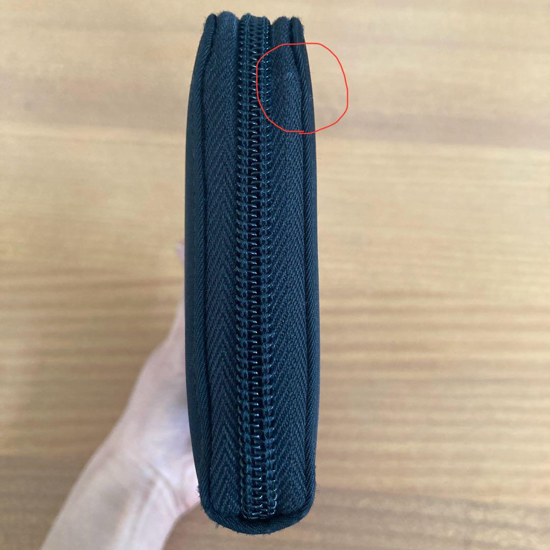 プラダ　M506 ナイロン　長財布