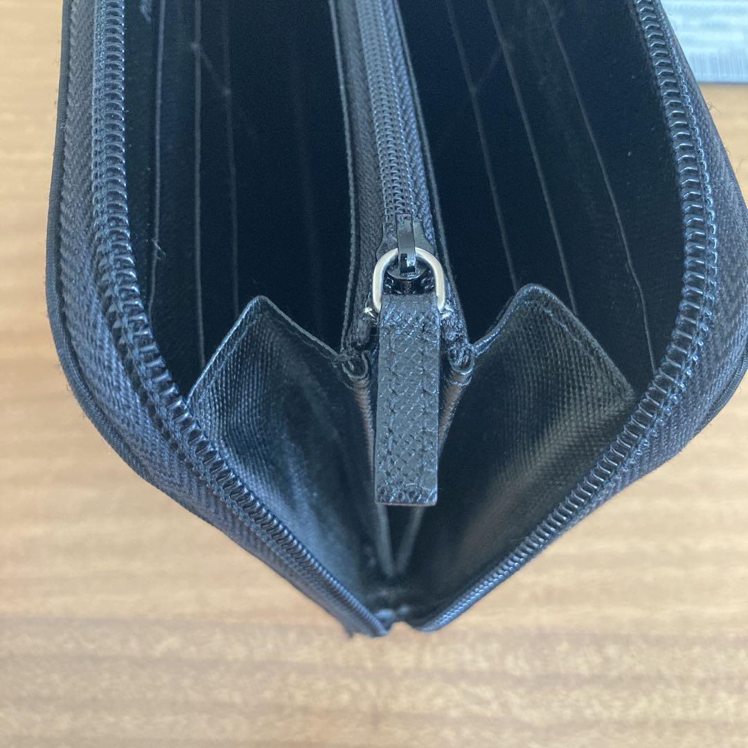 プラダ　M506 ナイロン　長財布