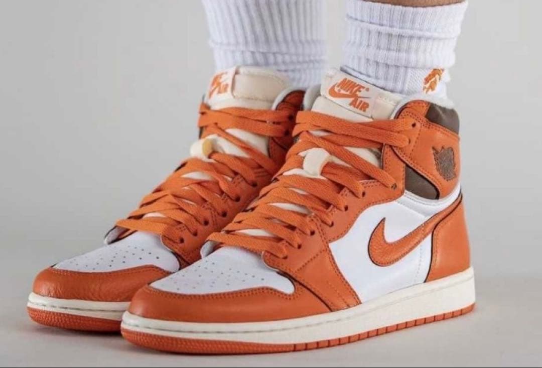 Nike WMNS Air Jordan 1 High OG Starfish Nike WMNS Air Jordan 1 High OG Starfish