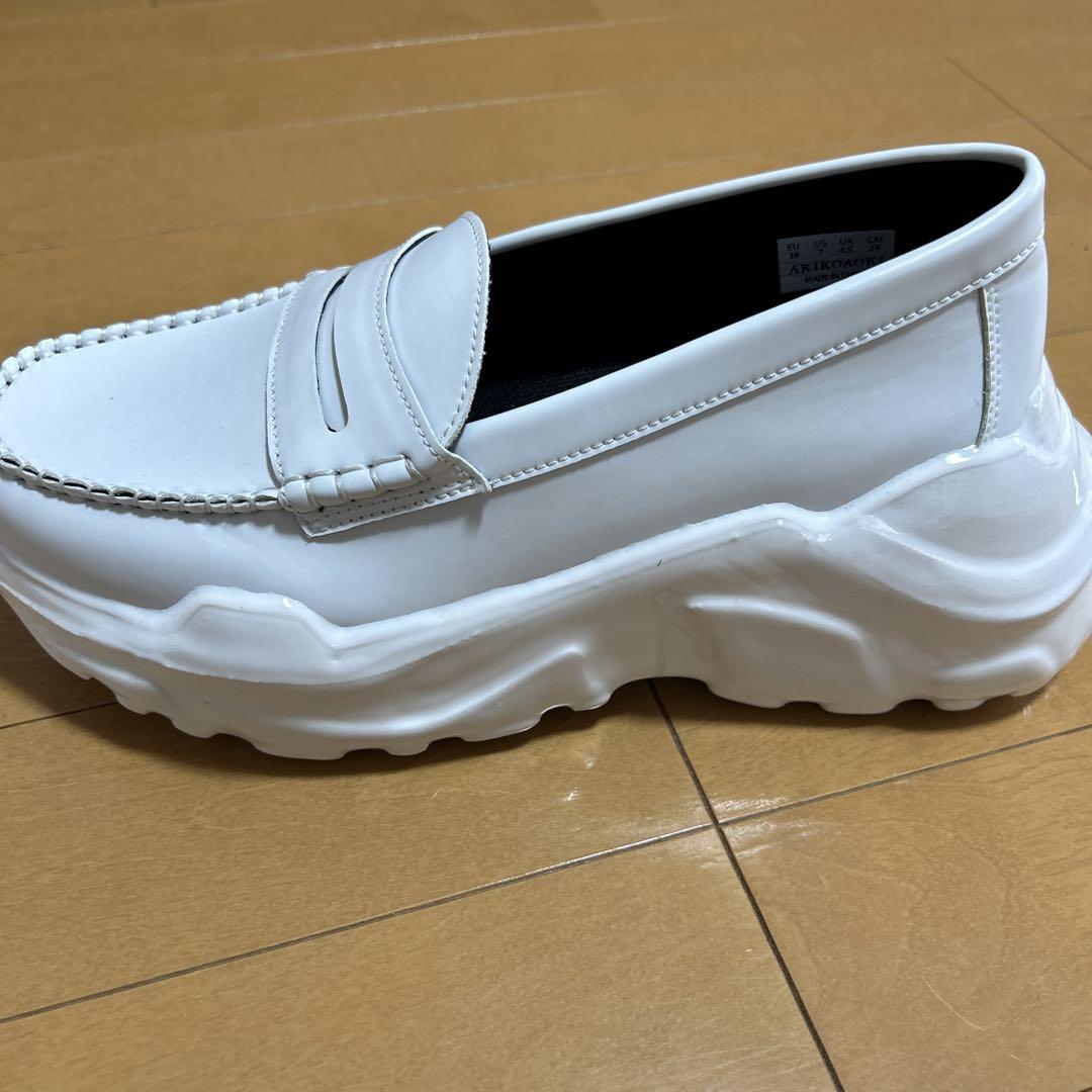AKIKOAOKI 白ローファー