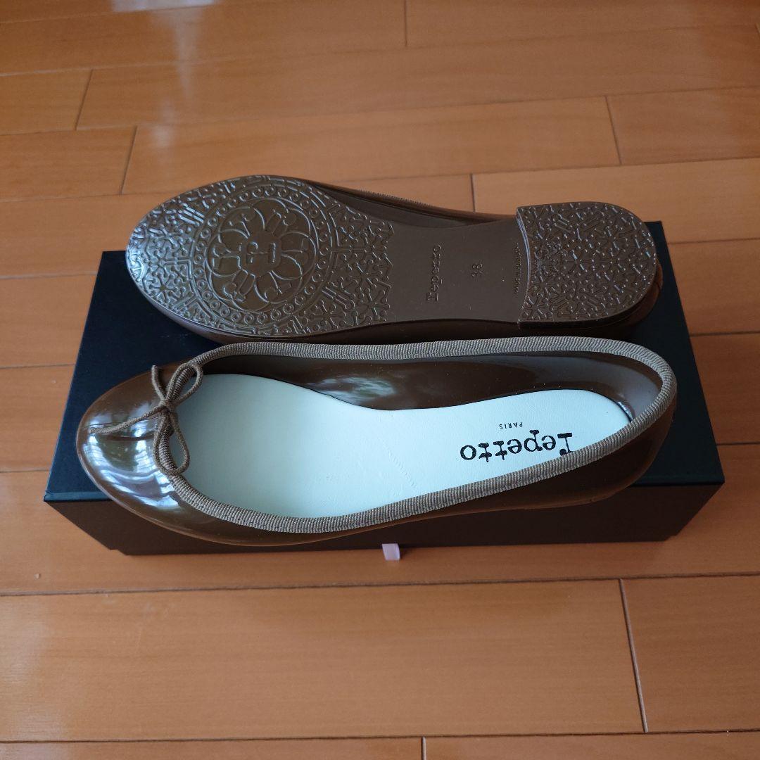 新品 Repetto ブラウン フラットシューズ 38 - メルカリ