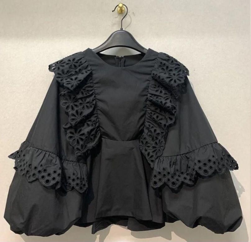 ✴完売品 mignon ミニョン トップス フリル M