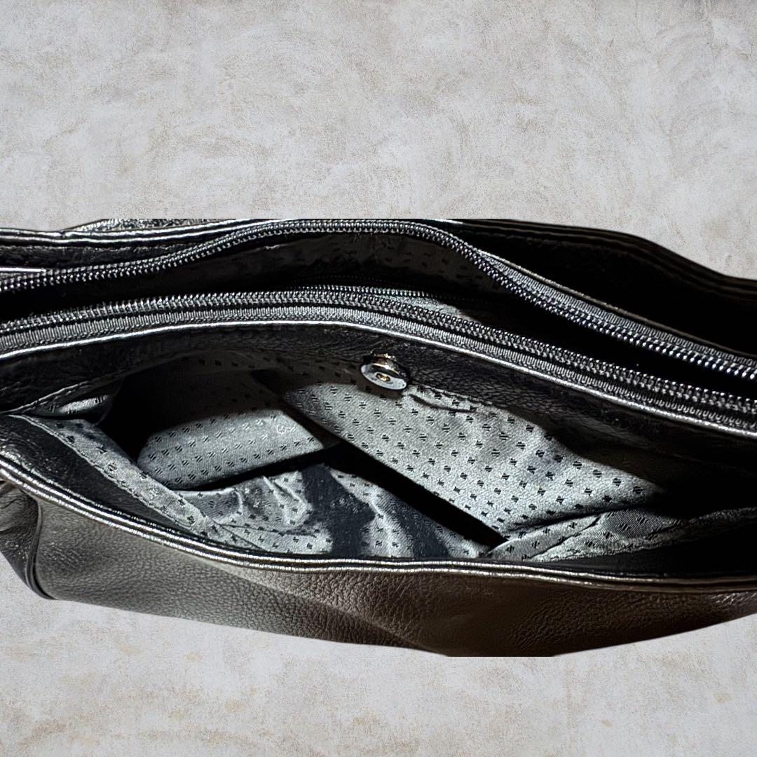 Archive LEATHER SHOULDER BAG BLACK