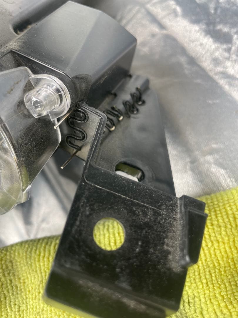 トヨタ ライズ A202 ヘッドライト右側 トヨタ ライズ A202 ヘッドライト右側