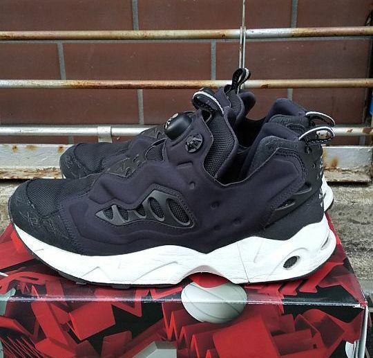 豊富な100%新品 春の整理 レアmastermindJAPAN×Reebok FURY ROAD 82OeS-m72460515415 2022得価