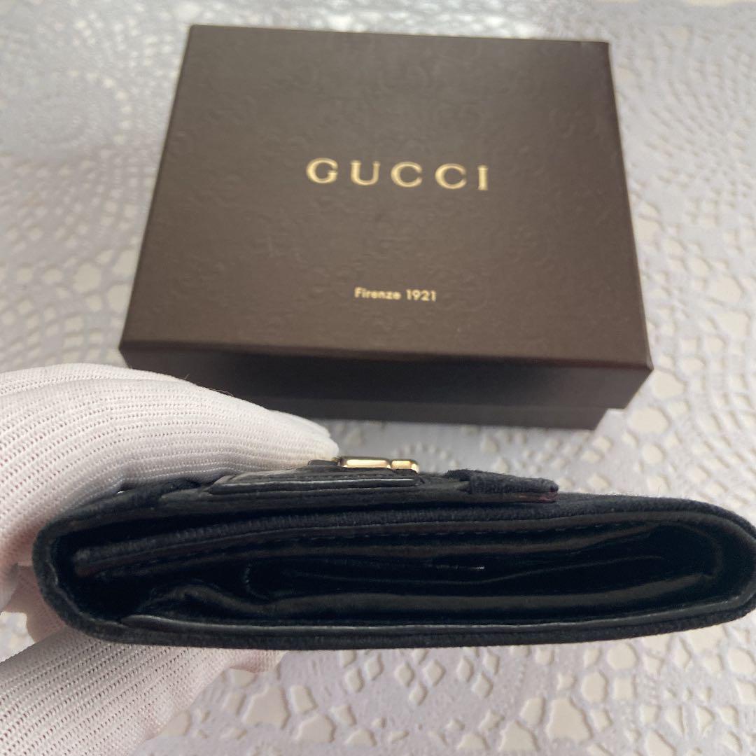 GUCCI折り財布