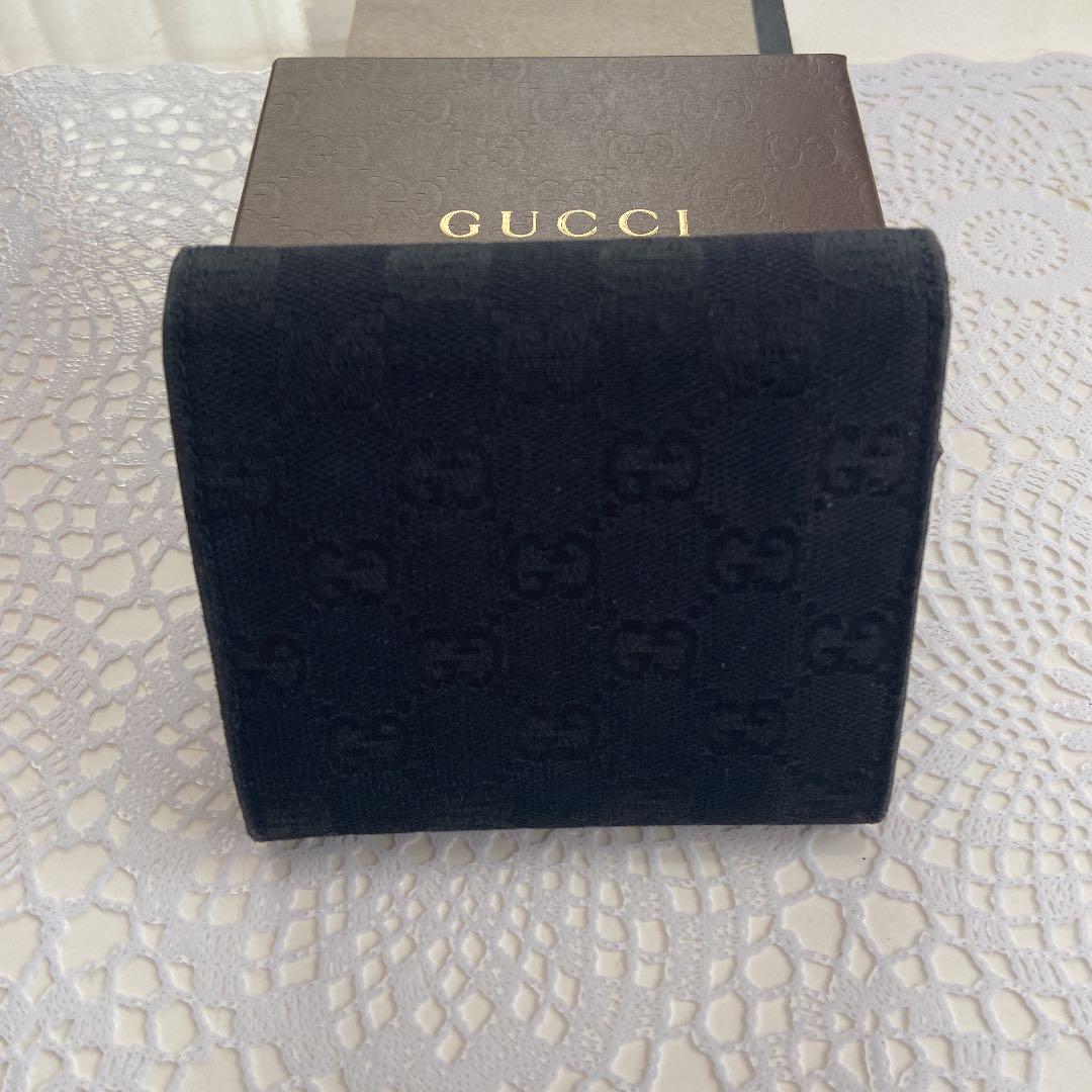 GUCCI折り財布