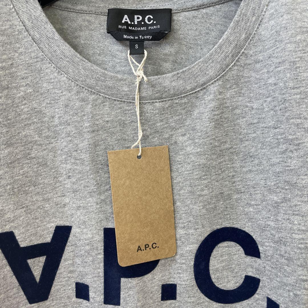 A.P.C. アーペーセー Tシャツ S グレー 定価22,000円 未使用品 A.P.C. アーペーセー レディース Tシャツ 新品タグ付き Mサイズ
