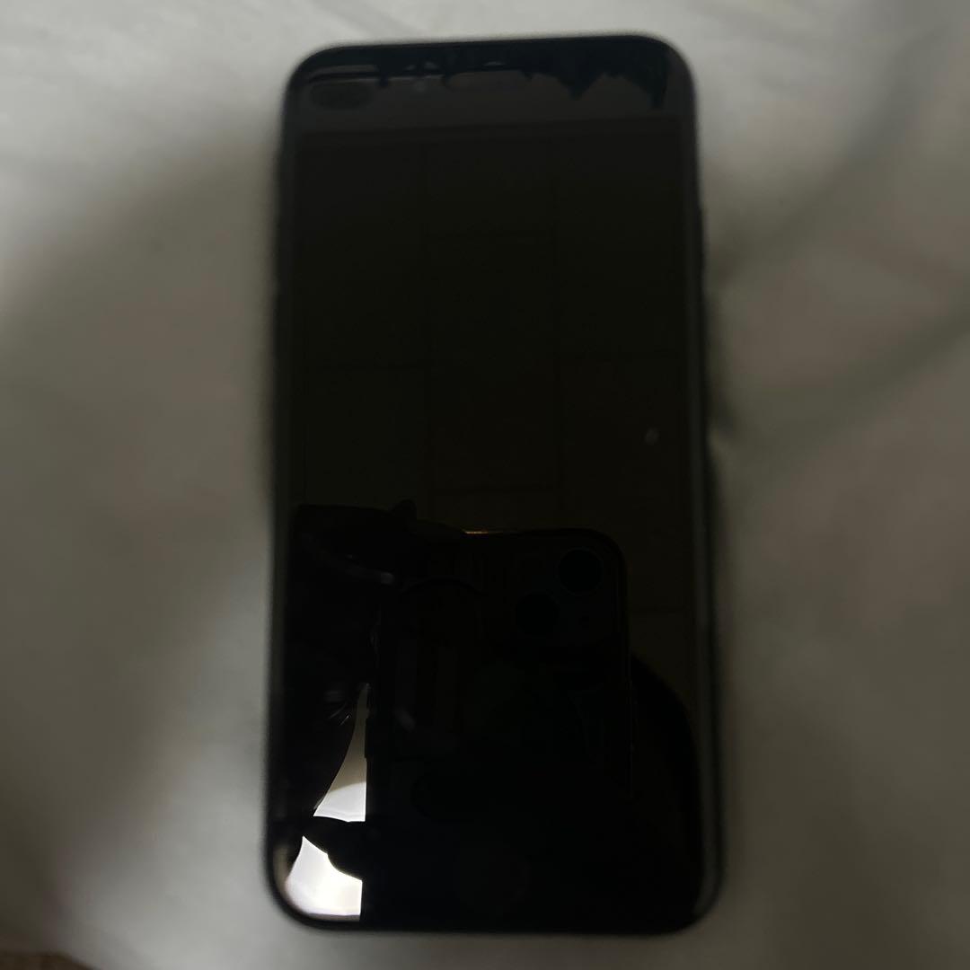 Apple iPhone 7 ブラック 本体