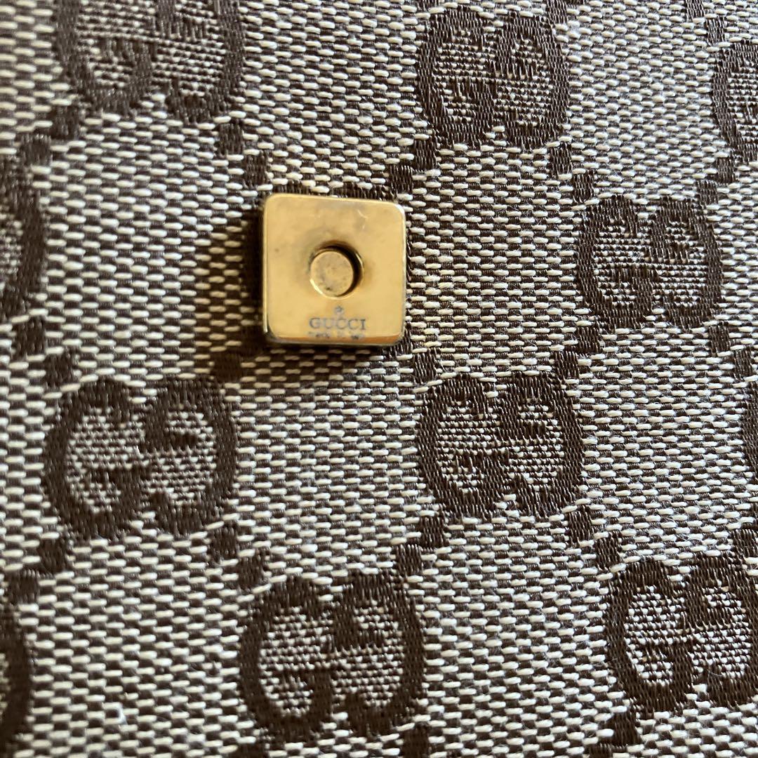Gucci スタッズ付きパーティーバッグ