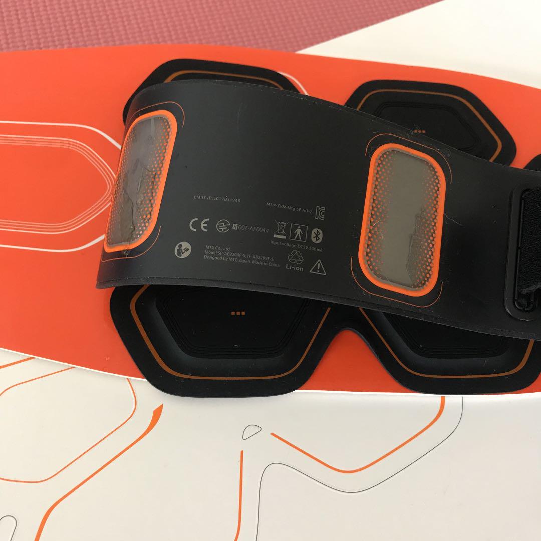 SIXPAD Abs belt 数回使用 腹筋 トレーニング ウエイトトレーニング