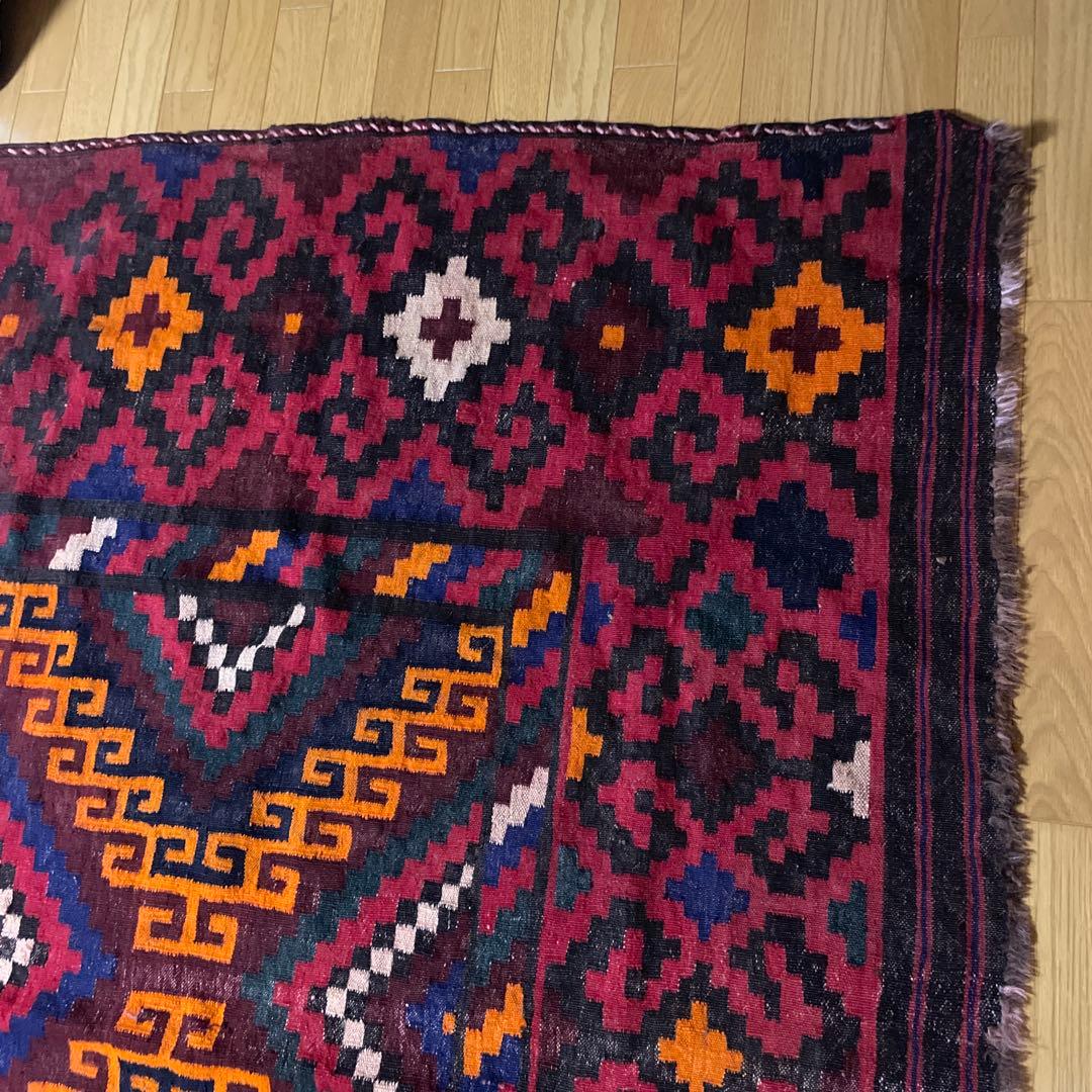 ウールカーペットやや傷や汚れあり