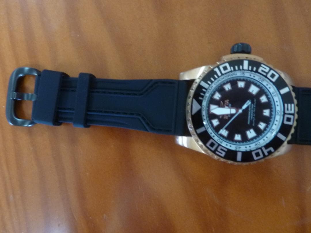 INVICTA 大型プロダイバー 200M