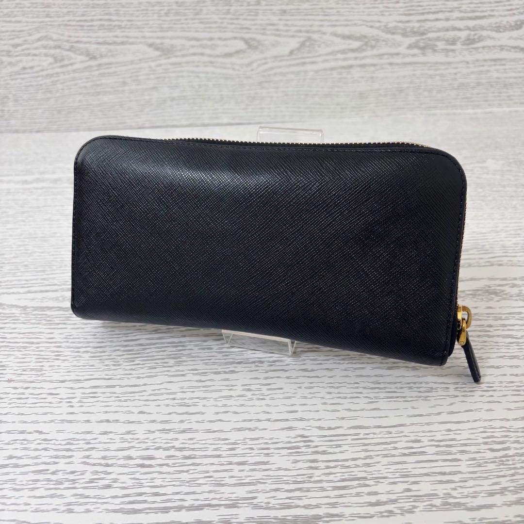 極美品　PRADA プラダ　財布　ラウンドファスナー　M09