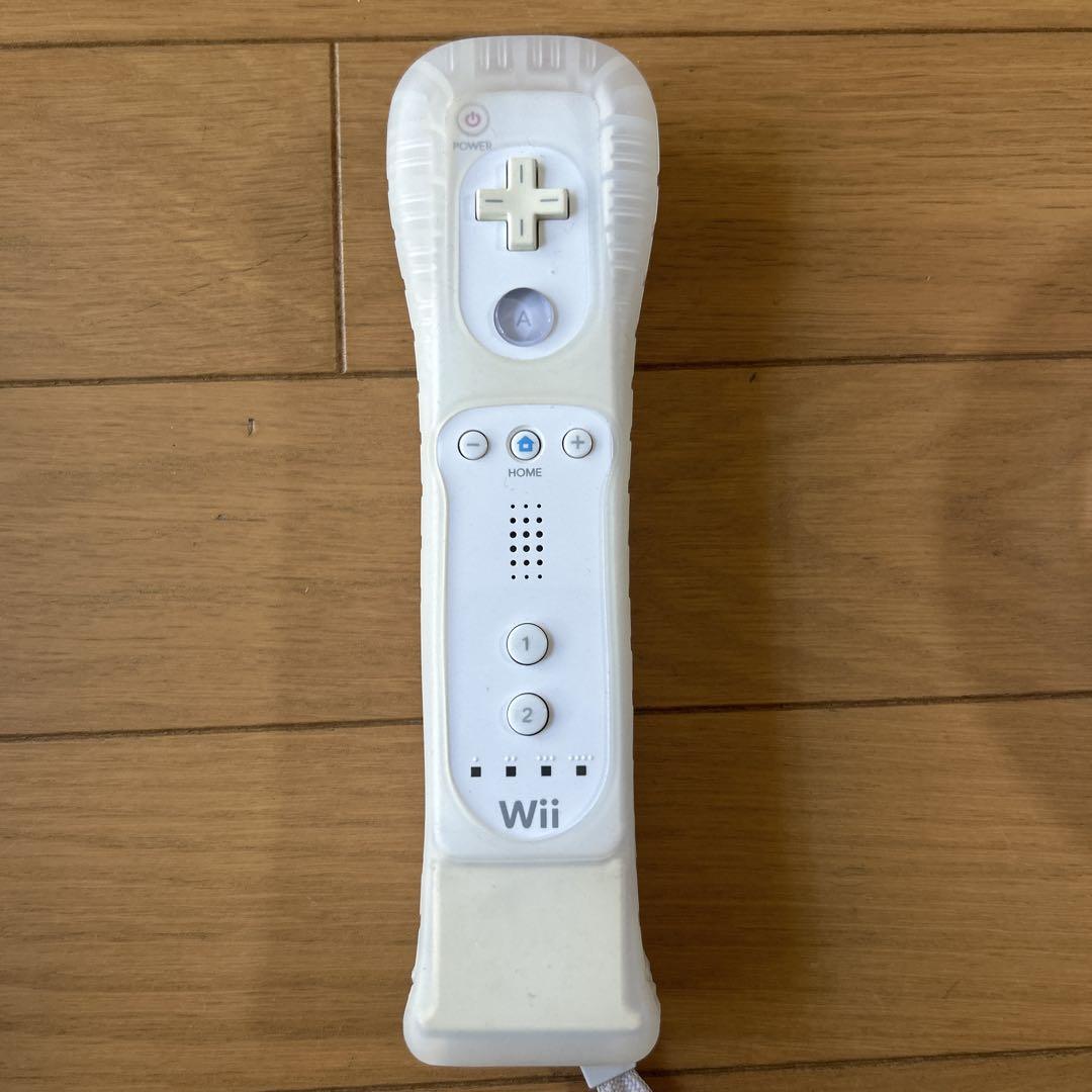 Wii 本体  リモコン　ヌンチャク　ハンドル Amazon | OSTENT コントローラー モーションベース 有線