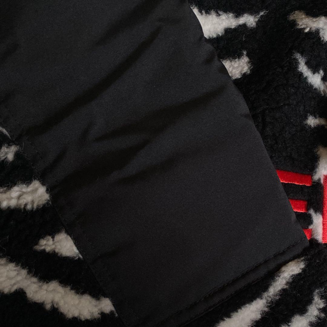 新品 BURBERRY バーバリー フリース トレーナー ゼブラ柄