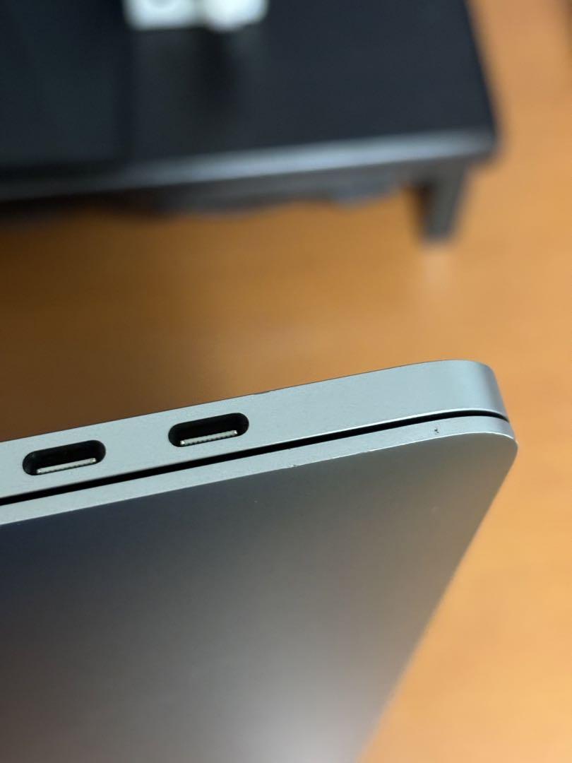 MacBook本体 MacBook Pro 16 2019 / 32GB / 1TB / i7