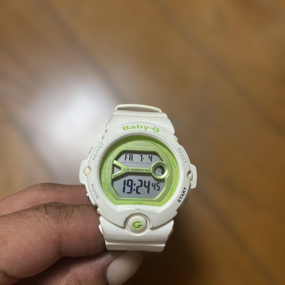 CASIO Baby-G ホワイト/グリーン デジタル腕時計 - メルカリ