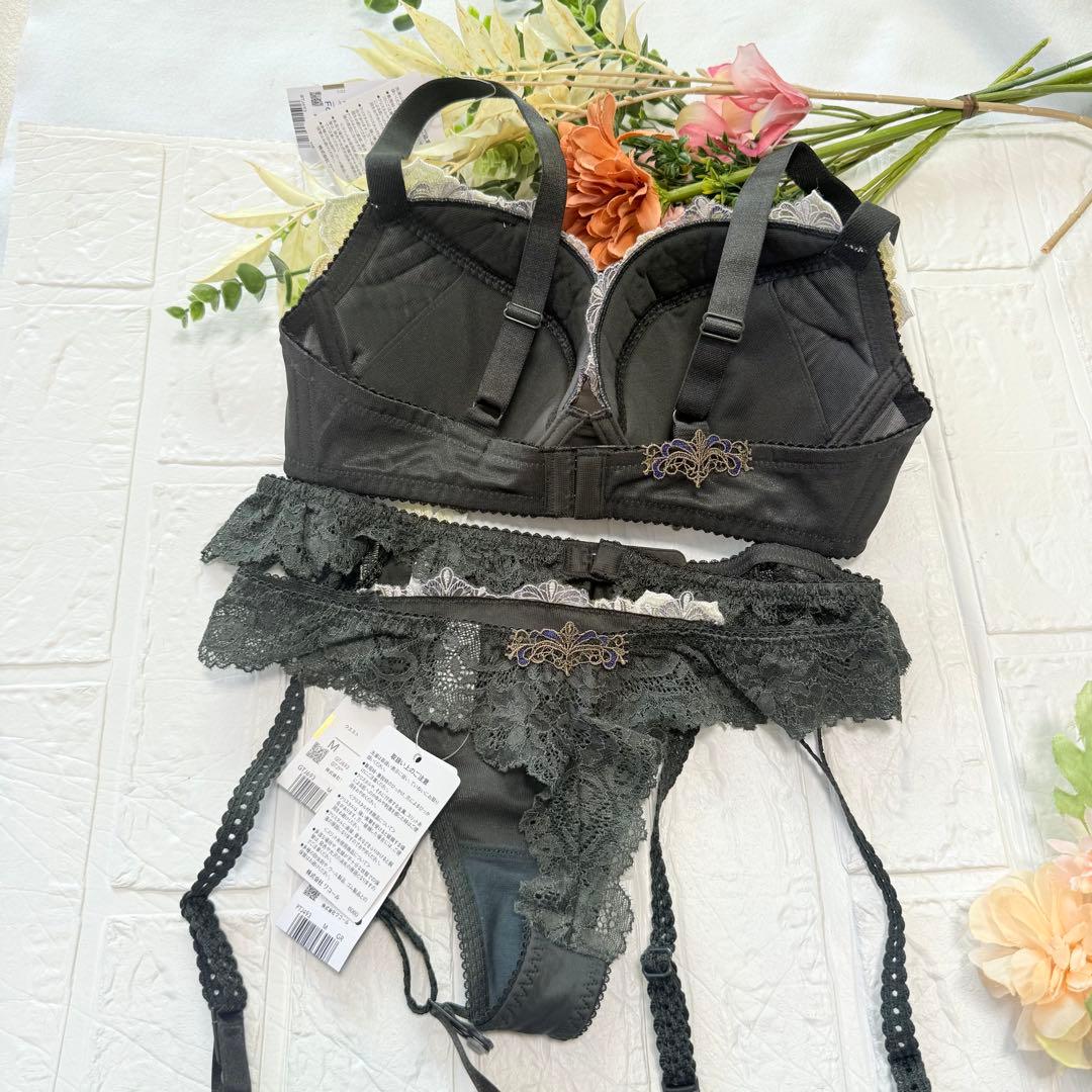 新品】wacoal サルート 93 ブラ ソング ガーター F65M GR - メルカリ