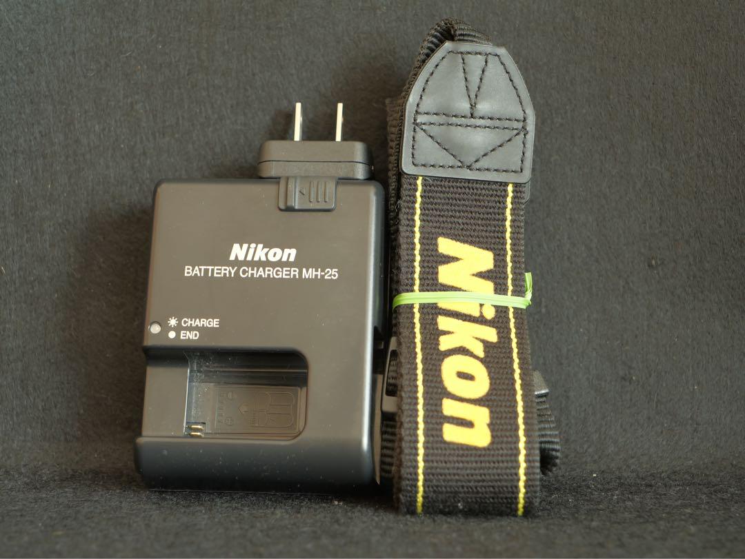 Nikon D7100 デジタル一眼レフカメラ