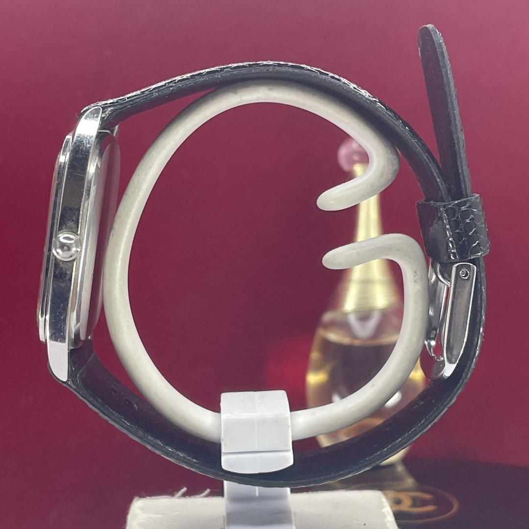 【稀少 槌目ベゼル】 70s SEIKO クォーツ 電池交換済 日本製 腕時計