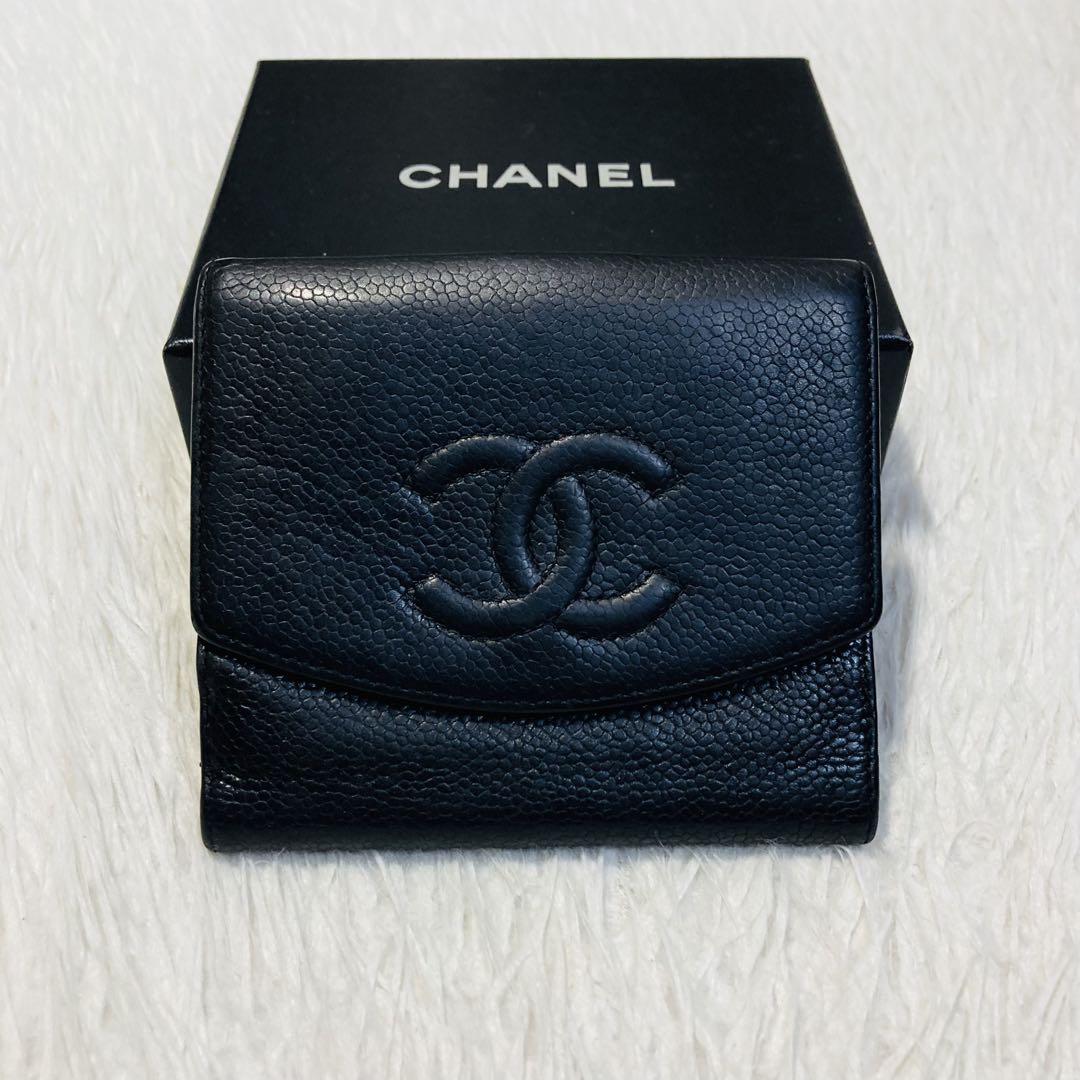 月末限定値下げ　美品　CHANEL シャネル　二つ折り　ウォレット　キャビア　箱