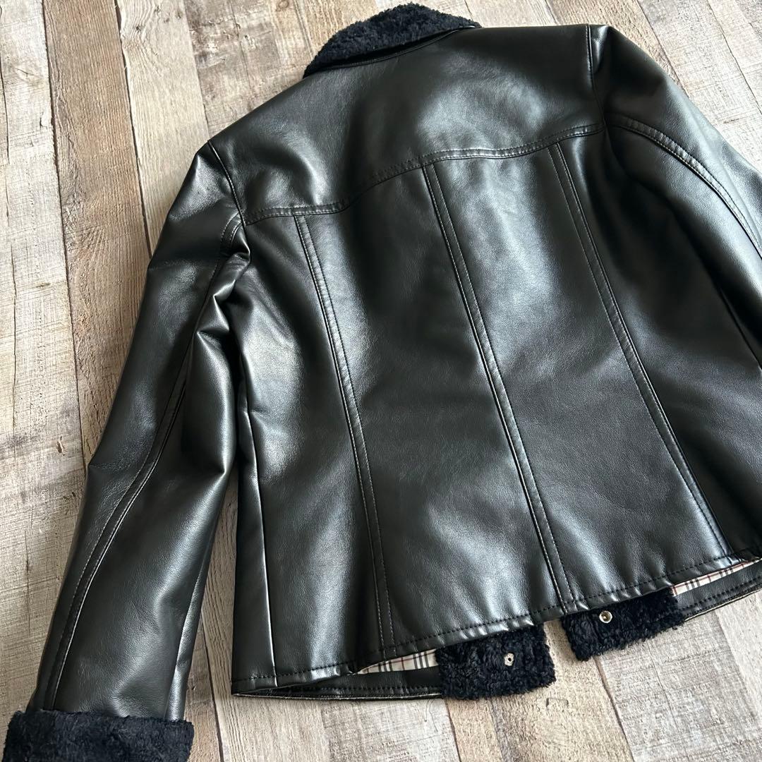 バーバリーブルーレーベル✿ボアジャケット 合成皮革 裏地ノバチェック 38 黒 バーバリーブルーレーベル✿ボアジャケット 合成皮革 裏地ノバチェック 38 黒