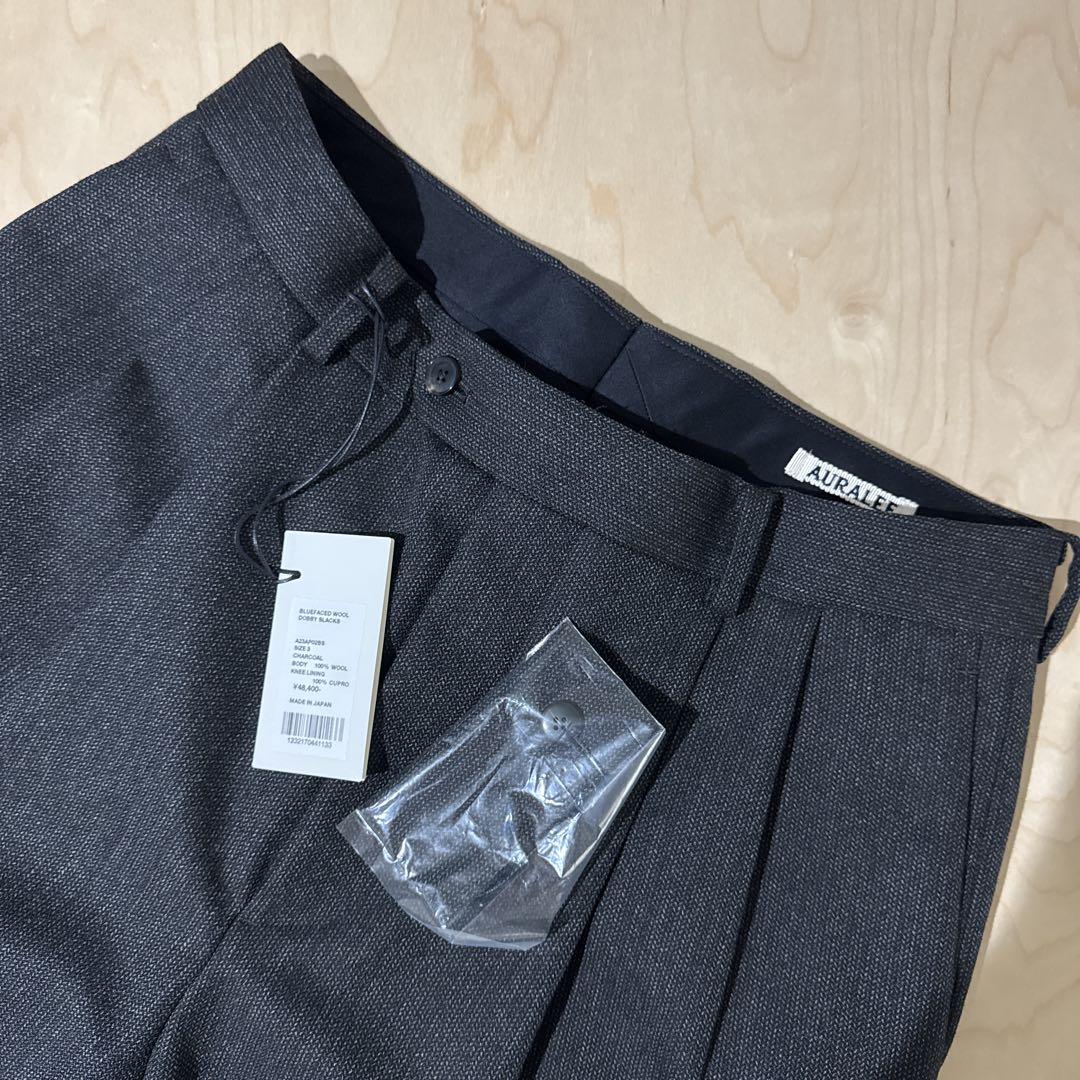 パンツ AURALEE BLUEFACED WOOL DOBBY SLACKS