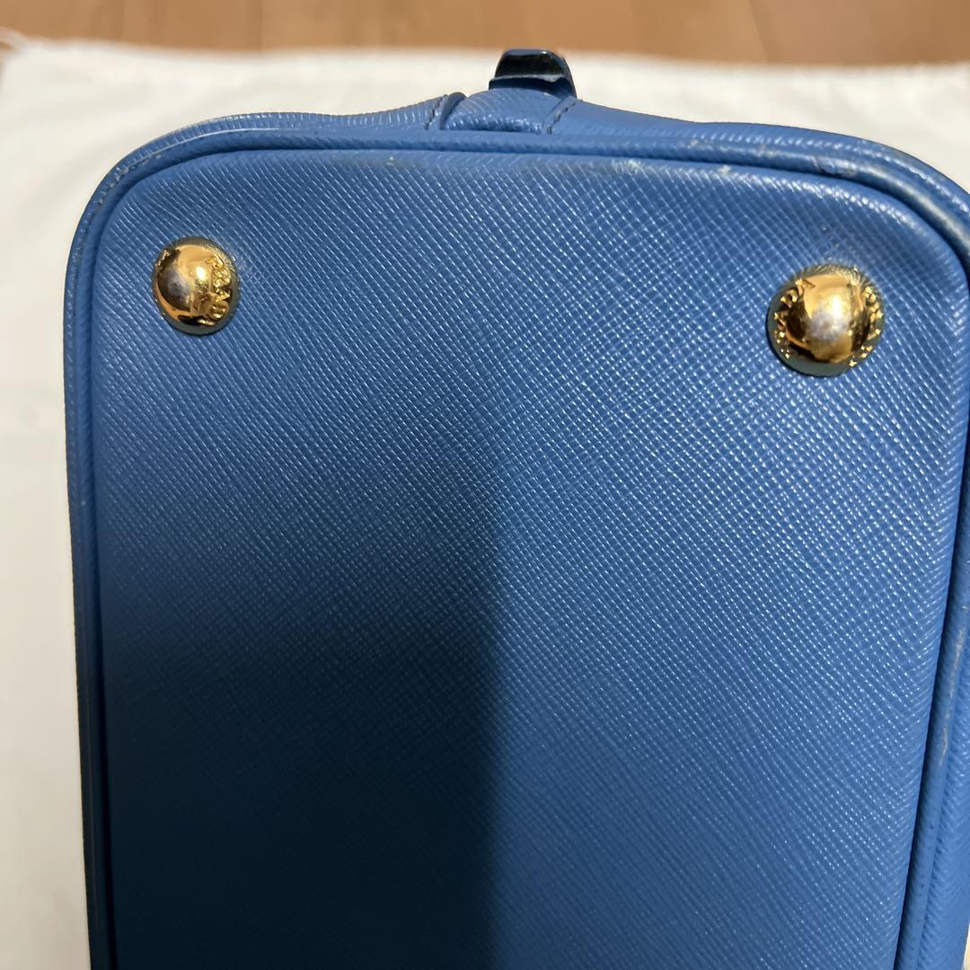 PRADA サフィアーノレザー ハンドバッグ 青