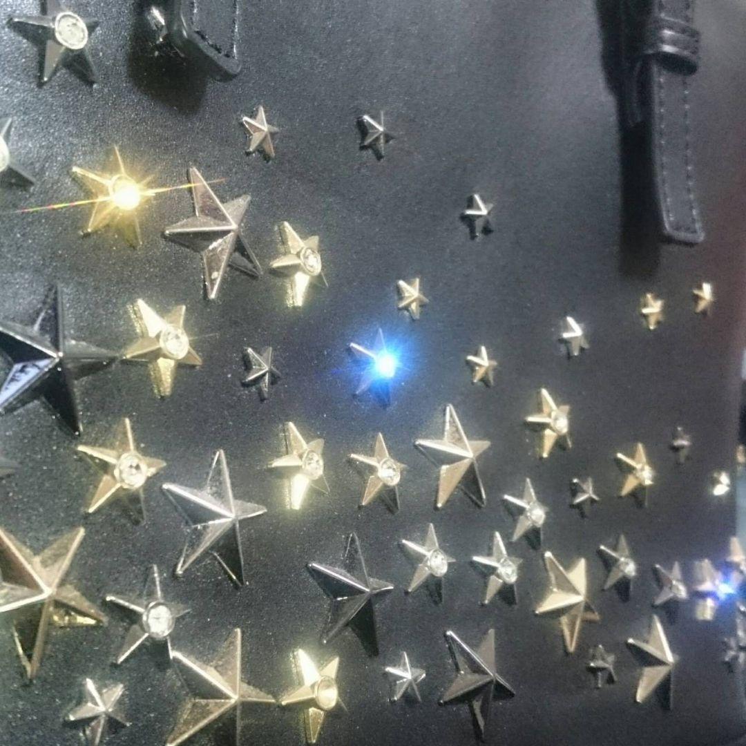 ラインストーン埋め込みスタースタッズ使用　星スタッズバッグ　М黒（白も有り）