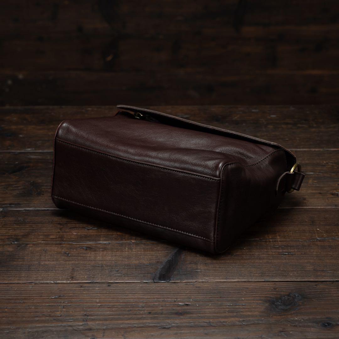 新品 本革 メンズ ミニバッグ ミニショルダーバッグ 茶 ブラウン