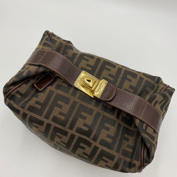 超歓迎特価 美品 FENDI バニティバッグ ズッカ柄 ハンドバッグ ブラウン xeUXz-m72580404537 即納豊富な
