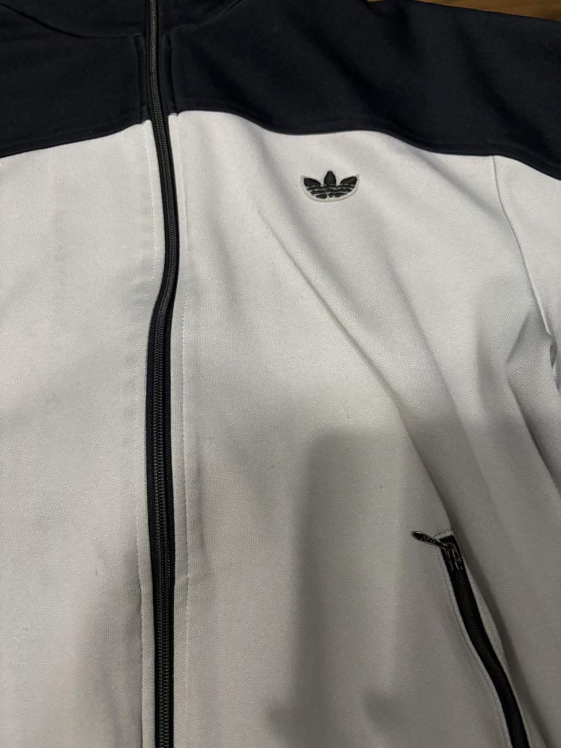 adidas デサント トラックジャケット