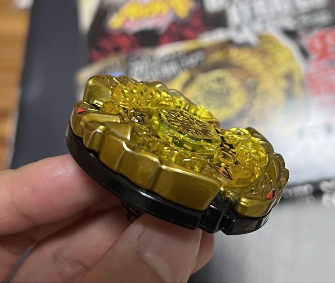 トルネードヘラクレオ105F 【メタルファイトベイブレード
